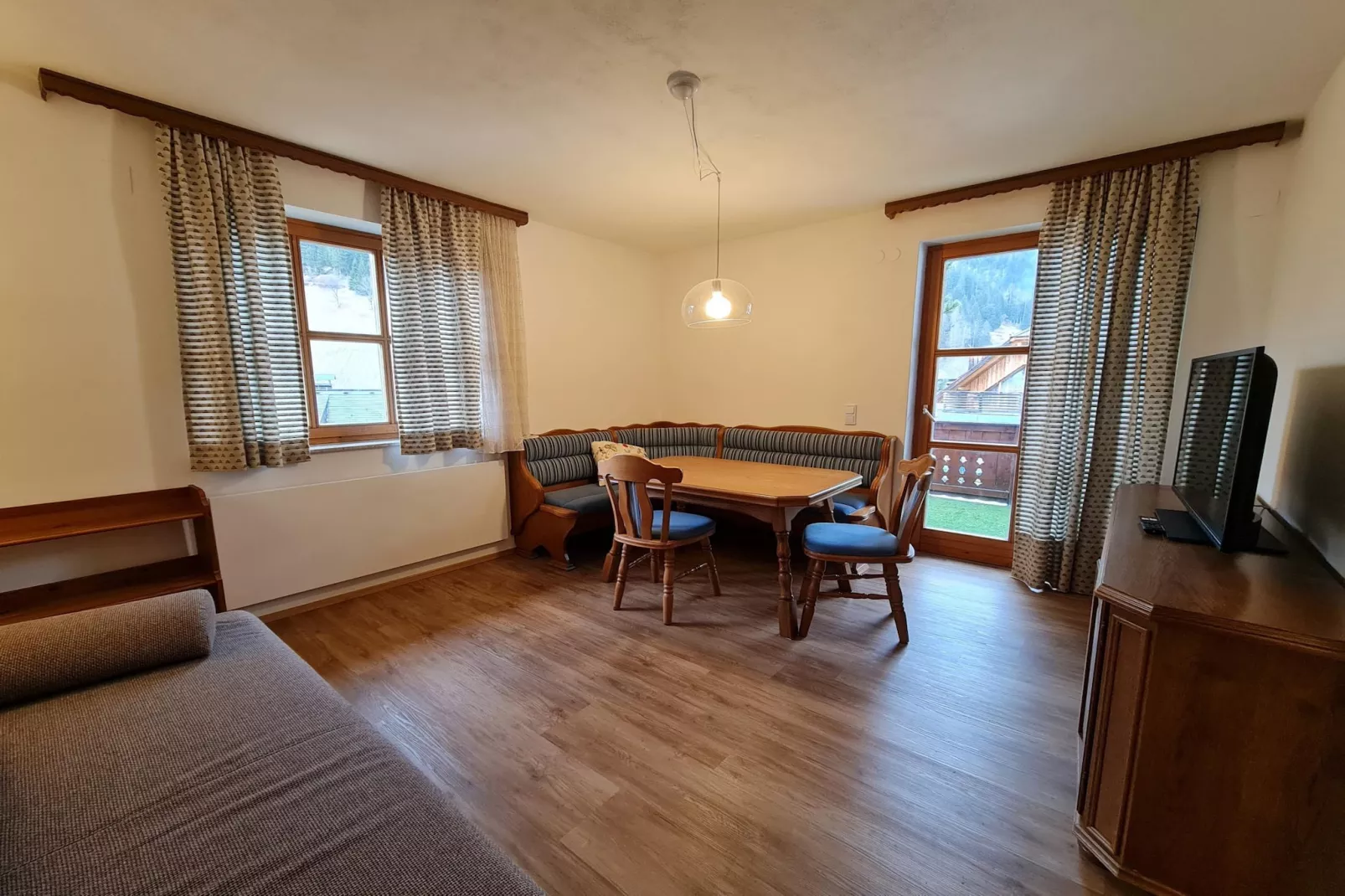 Haus Bruna-Eetkamer