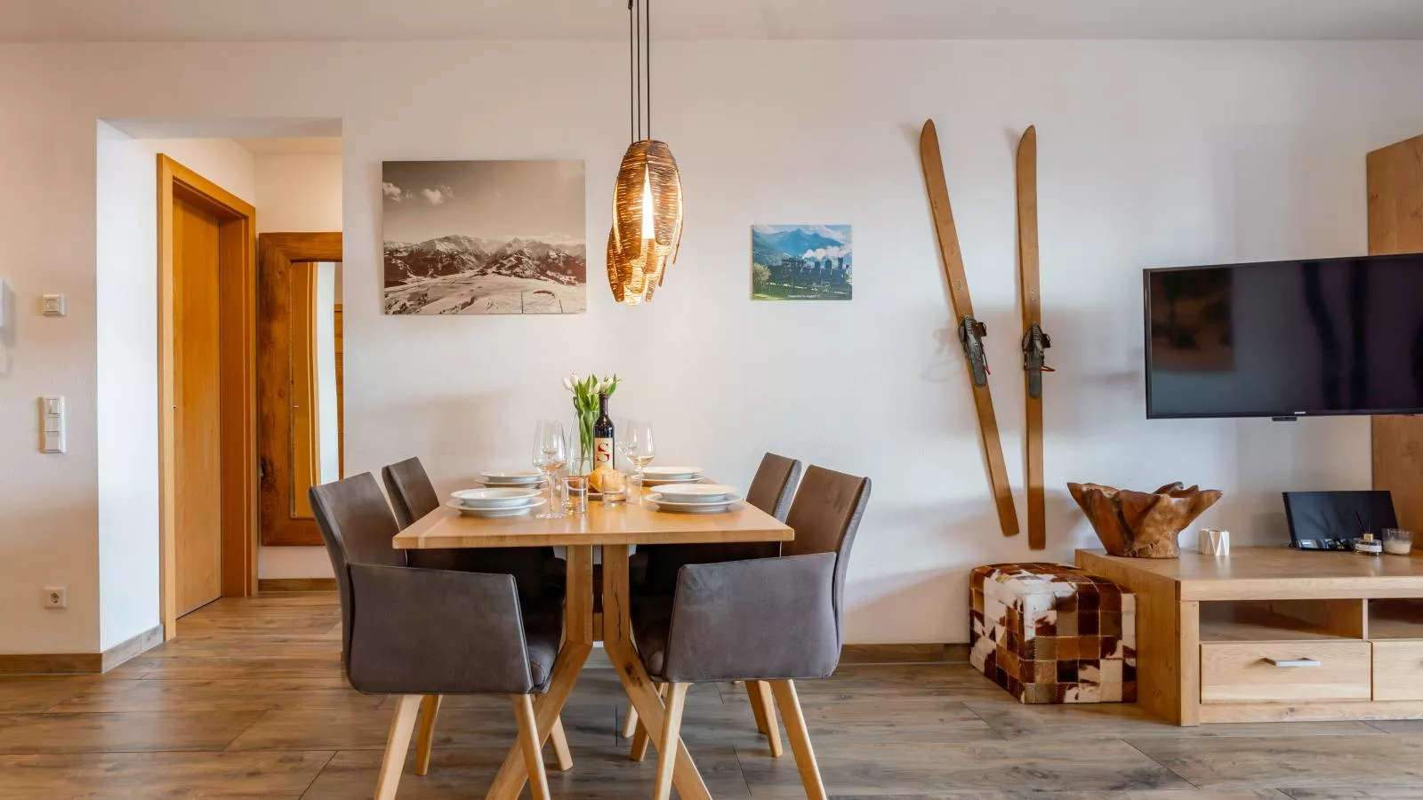 Tauern Suites Mitterwirt TOP 213-Eetkamer