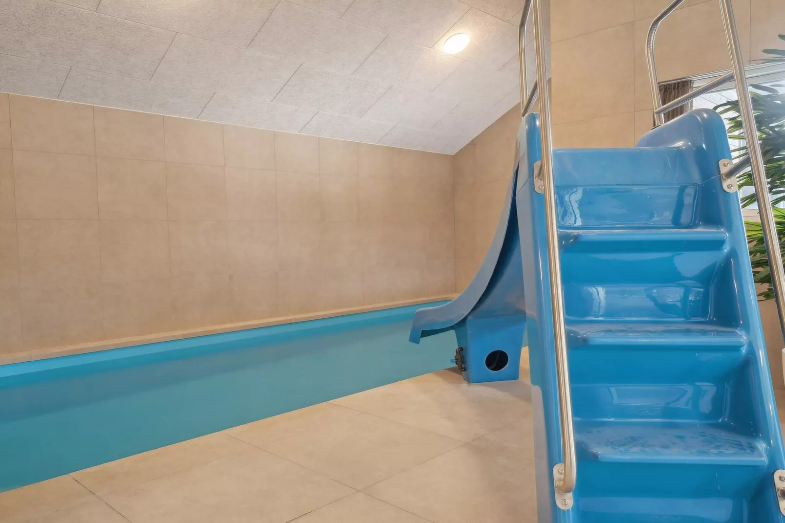 5 sterren vakantie huis in Aakirkeby-Zwembad