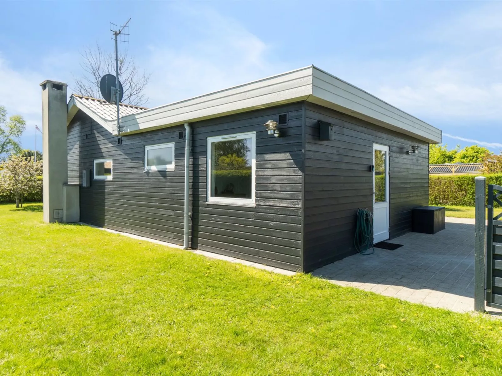 "Nantje" - 300m from the sea-Buiten