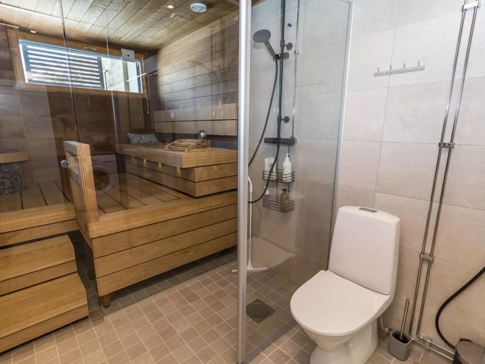 Casa krogerus ruka-Binnen
