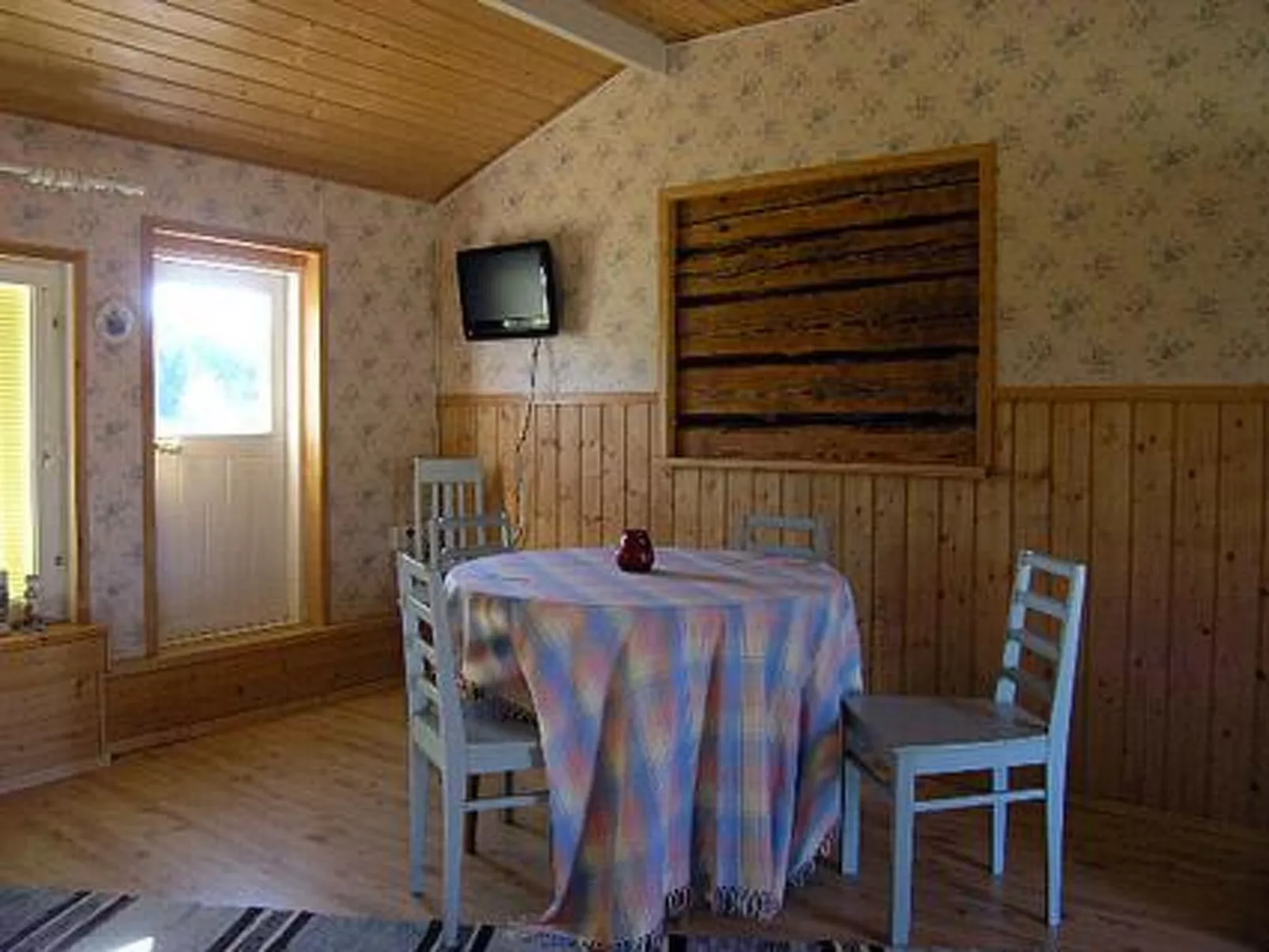 Pikku-villa-Binnen