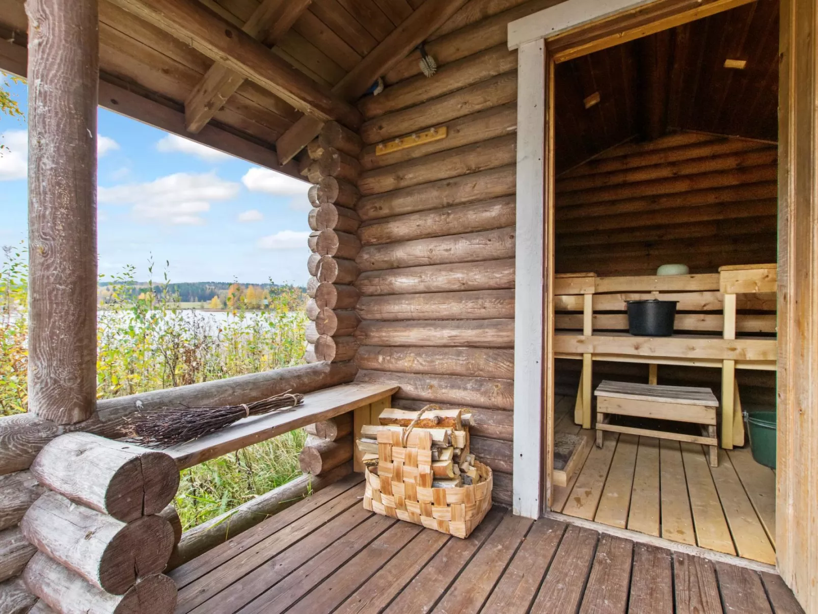 Pihlajakumpu-Buiten