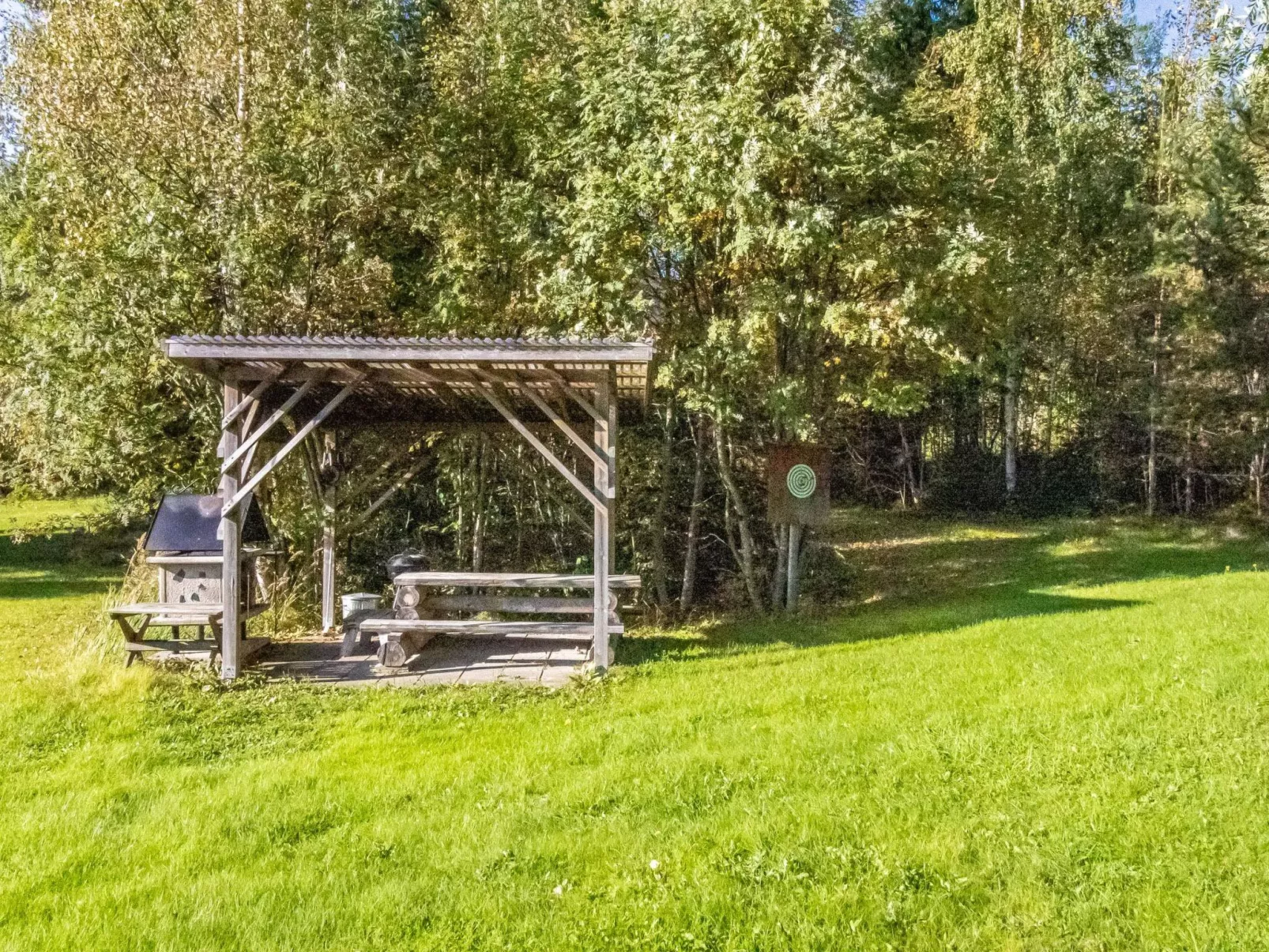 Rinnepelto lomamökit-Buiten