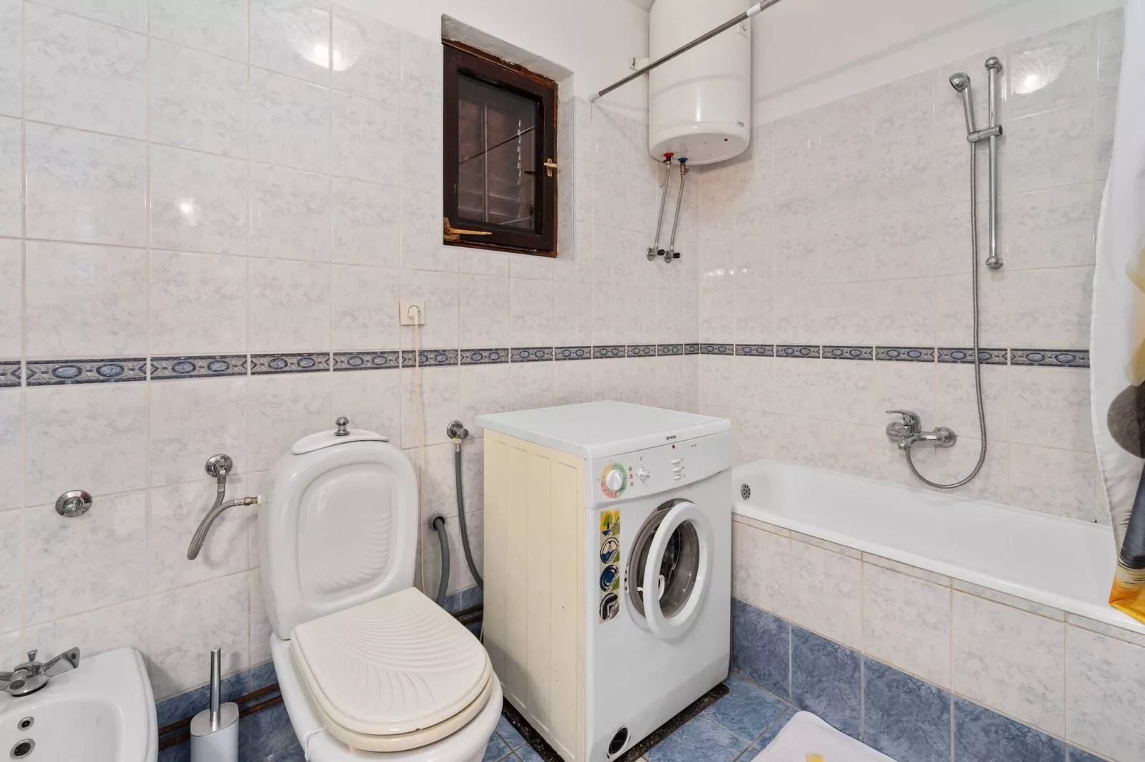 Apartments Barbarella - Two Bedroom Apartment A1-Badkamer