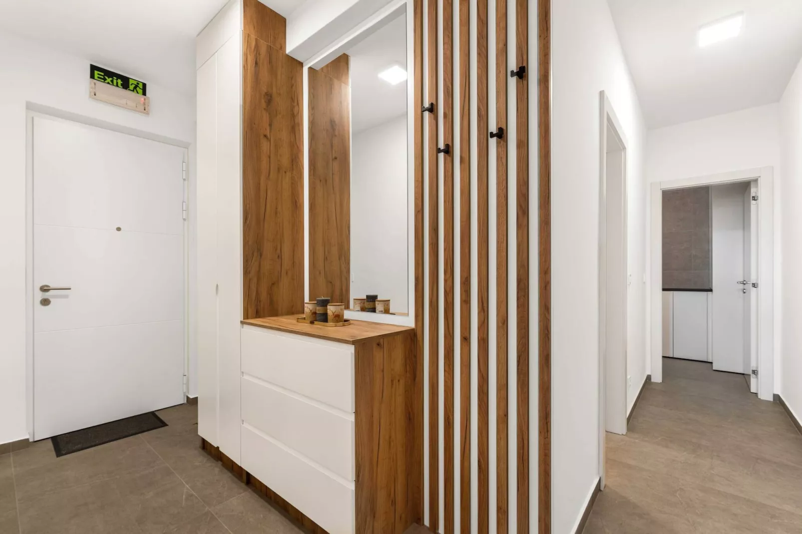 Apartments Velic - Two bedroom apartment A-Overloop