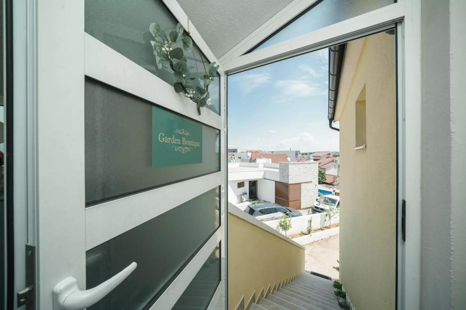 Garden Boutique Apartments - Silver-Overloop