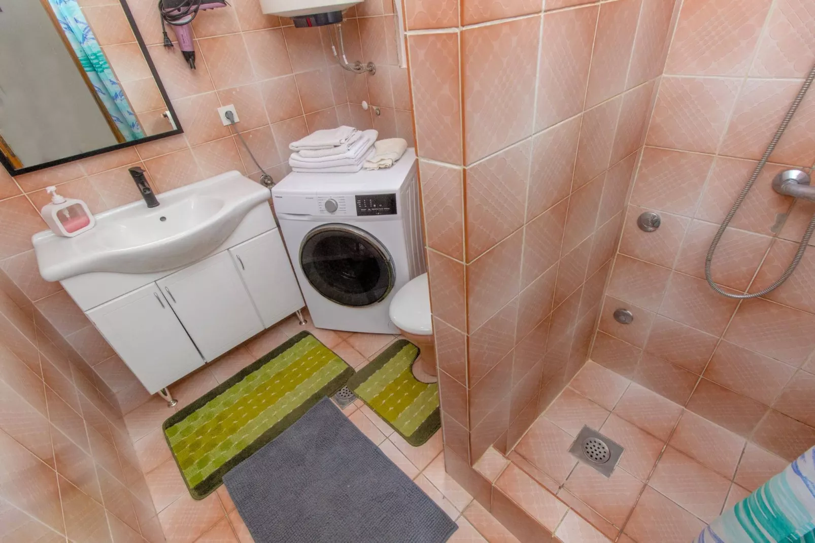 Apartments Alaga - B4+2-Badkamer