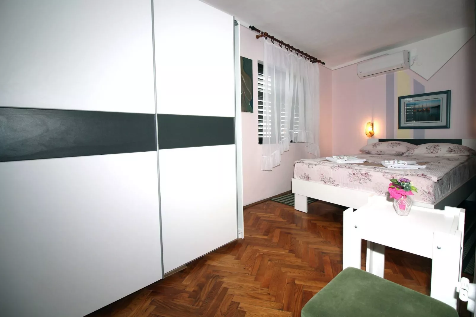 Holiday Home Serov-Slaapkamer