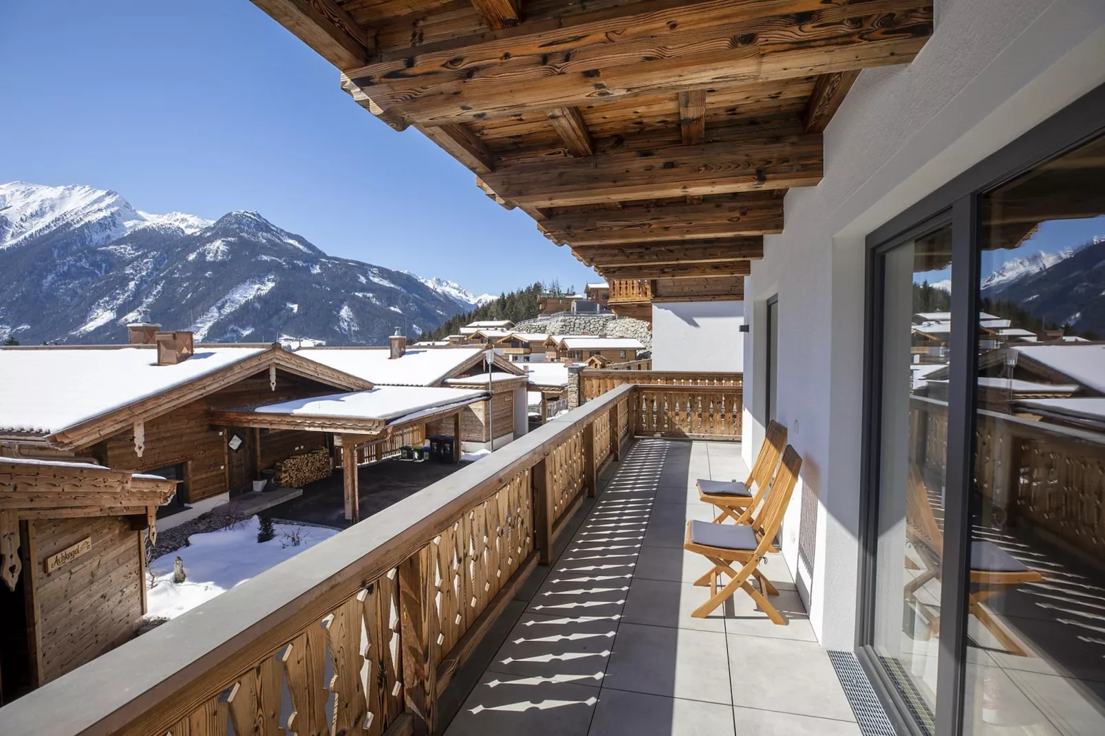 Nationalpark Chalet Stein am Ferner-Terrasbalkon
