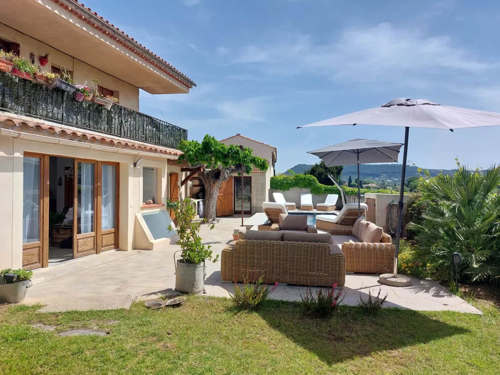 La Bastide Neuve-Buiten