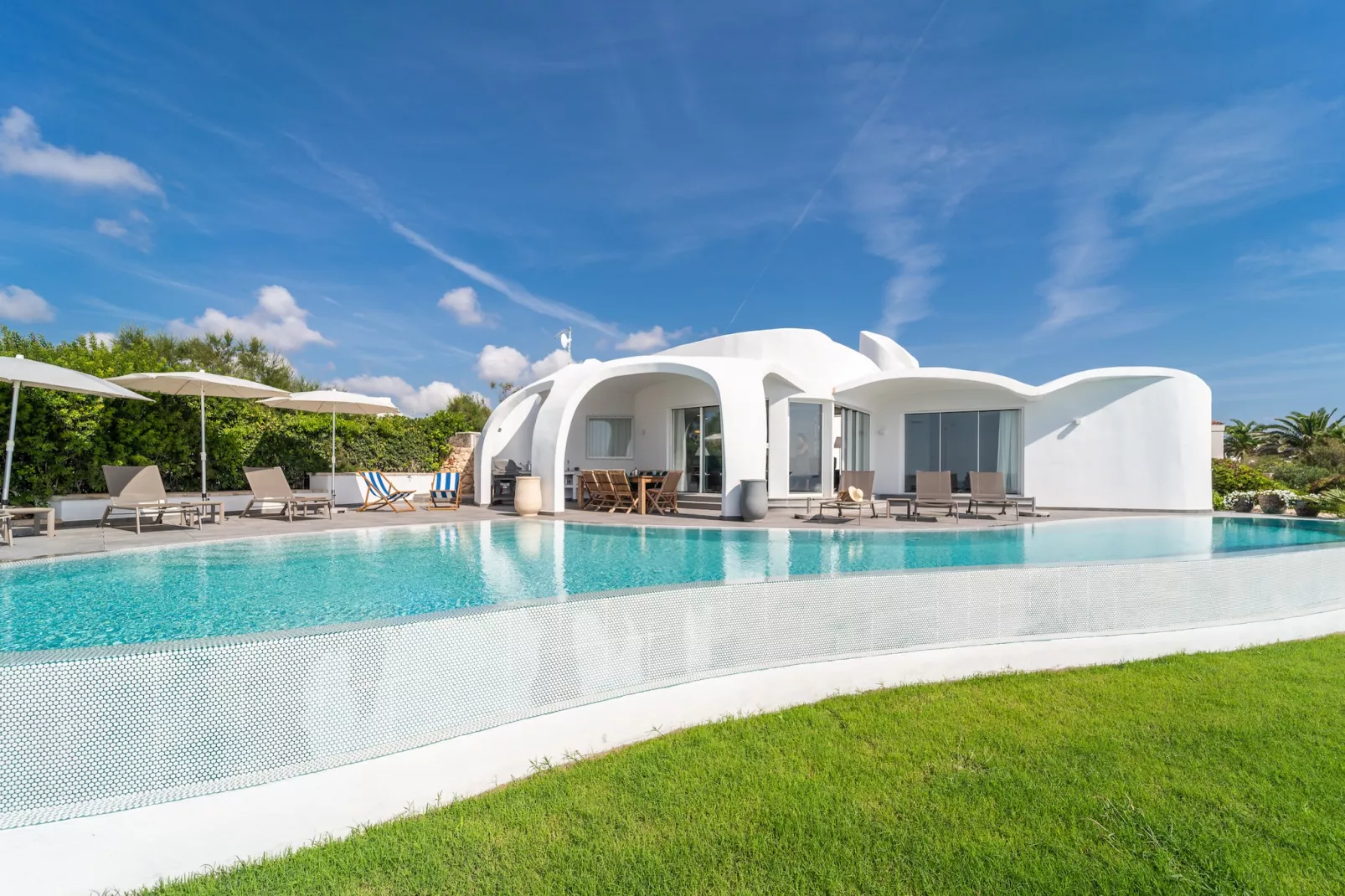 Villa Gaudina-Buitenkant zomer