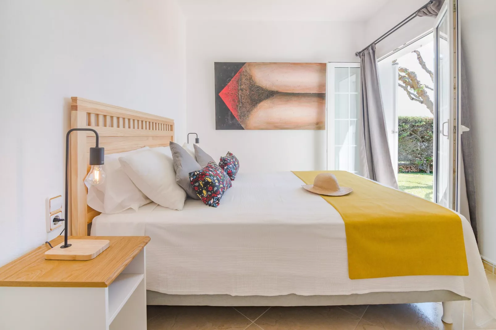 Villa Maricel-Image-tags.