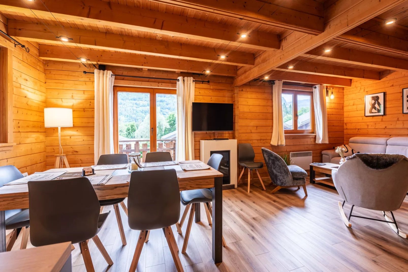 BOIS DE CHAMPELLE N°26 - 4P8-Woonkamer