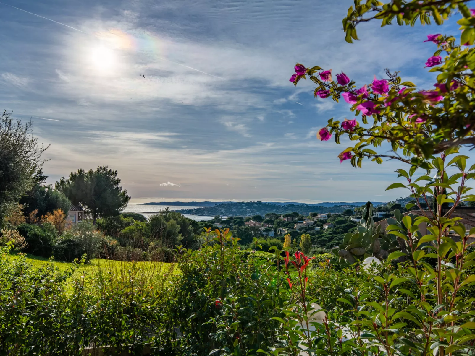 Les Coteaux de la Nartelle-Buiten