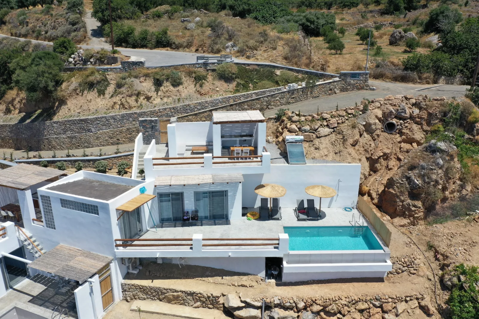 Pyrgos Exclusive 4-Buitenlucht