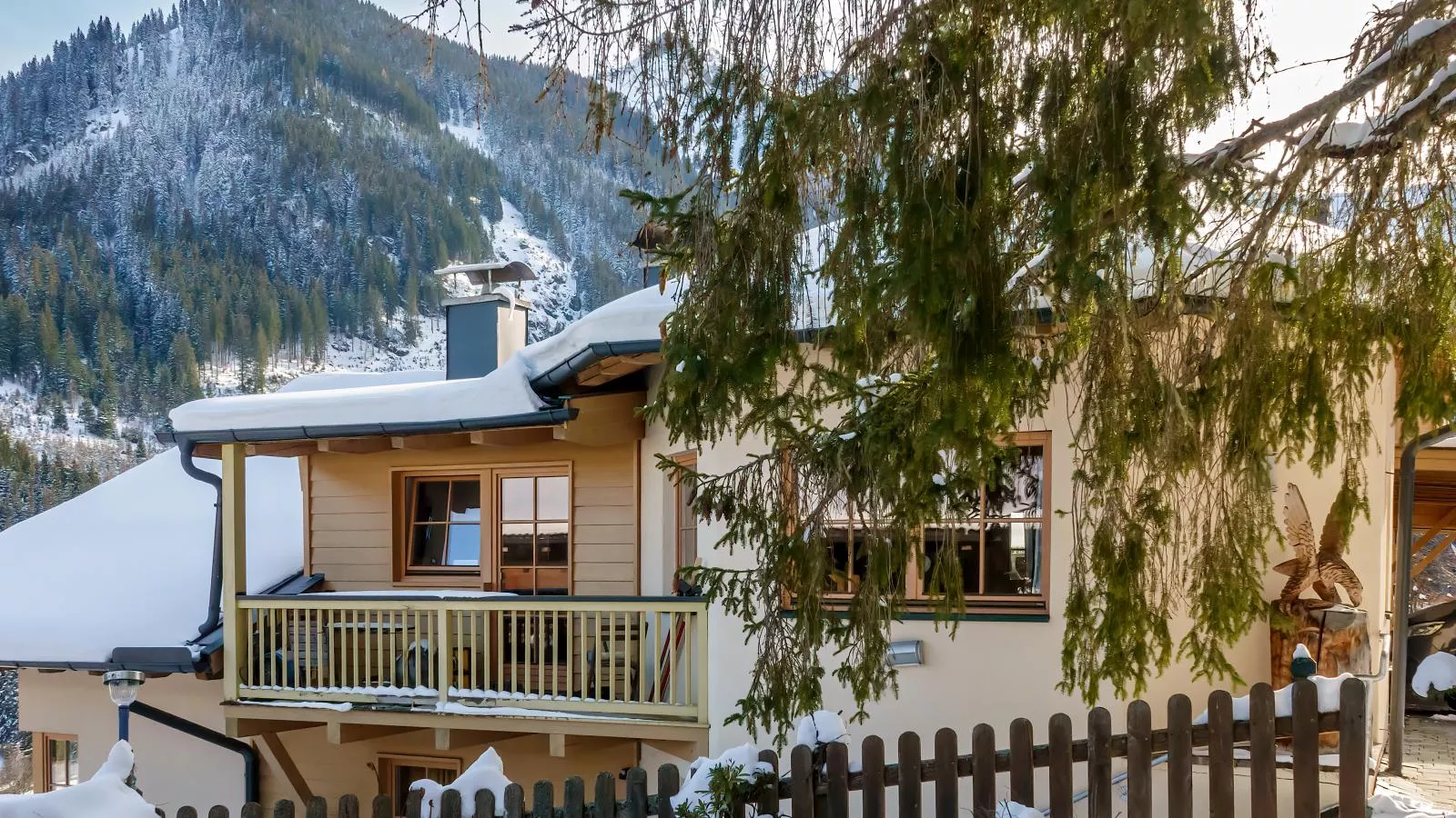 Chalet Sanna Hinterlengau-Exterieur winter