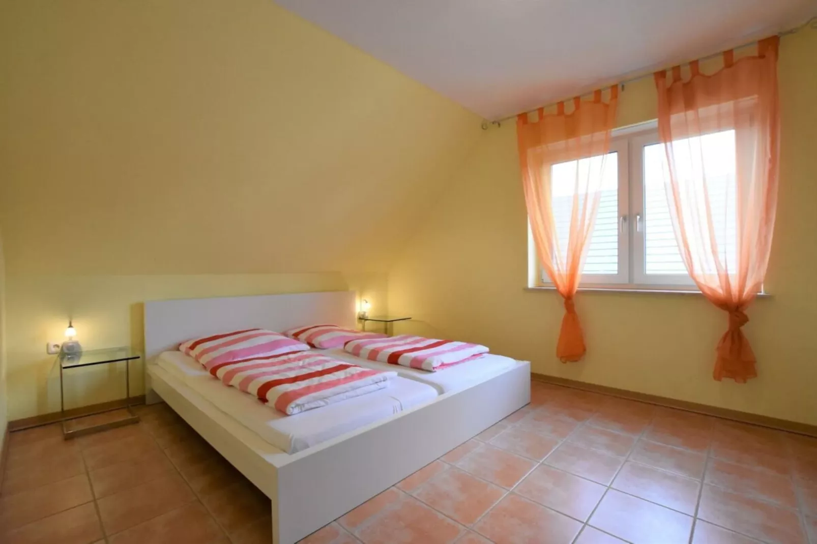 264432-Slaapkamer