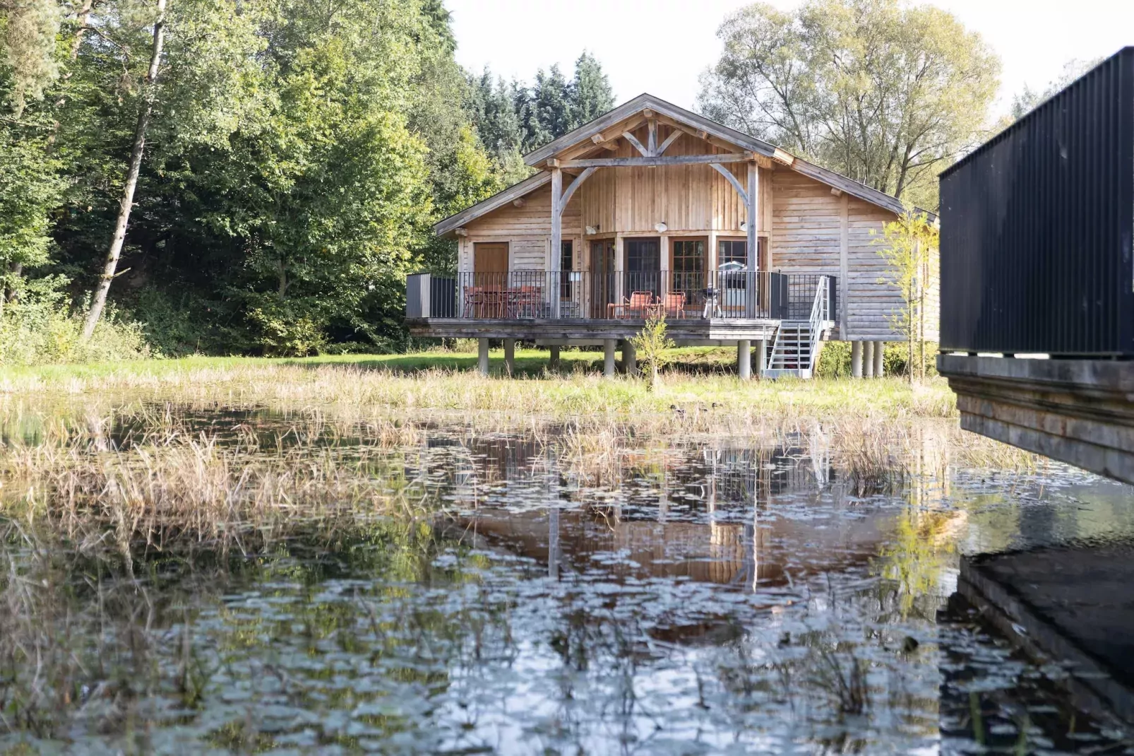 Cabane Take it Slowly-Buitenkant zomer