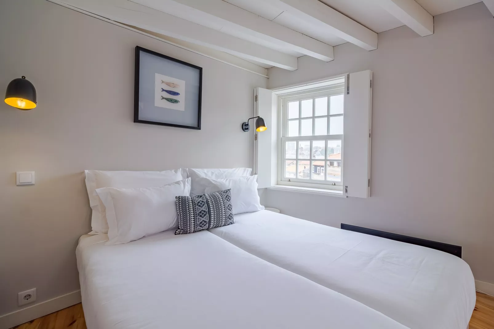 YOUROPO - City Center 5-Slaapkamer