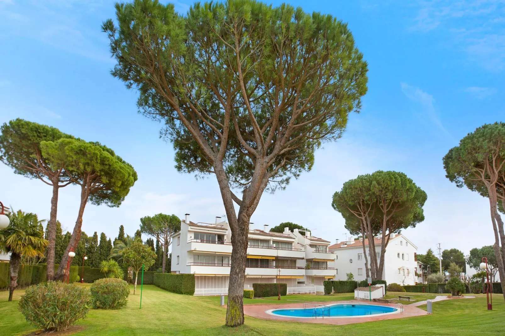Calella Park 13-A-Tuinen zomer