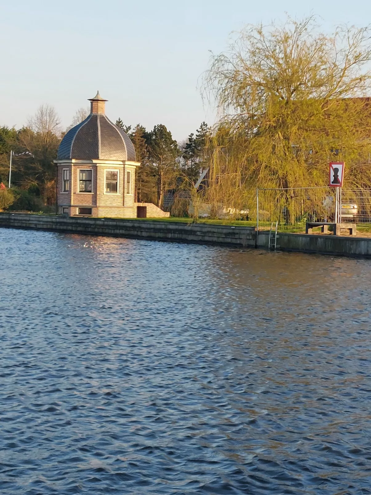 Harboursuite Woudsend incl. motorboot-Binnen