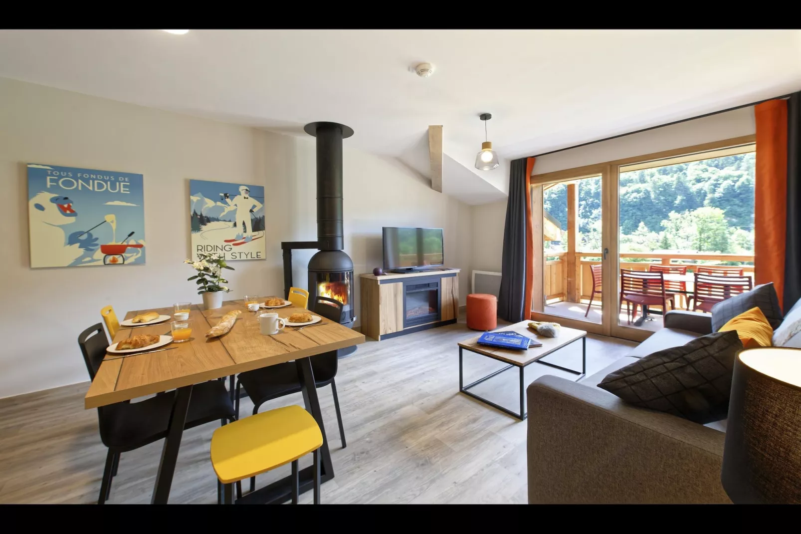 SAMOËNS-S8V-Woonkamer