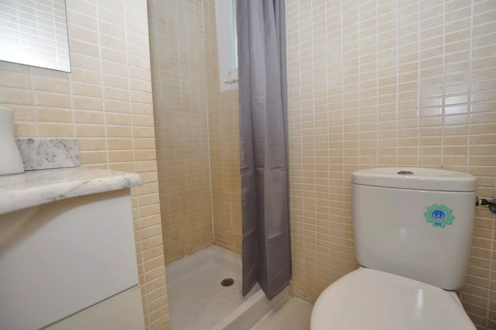 1174 BARRI PESCADORS 50m Playa-Badkamer