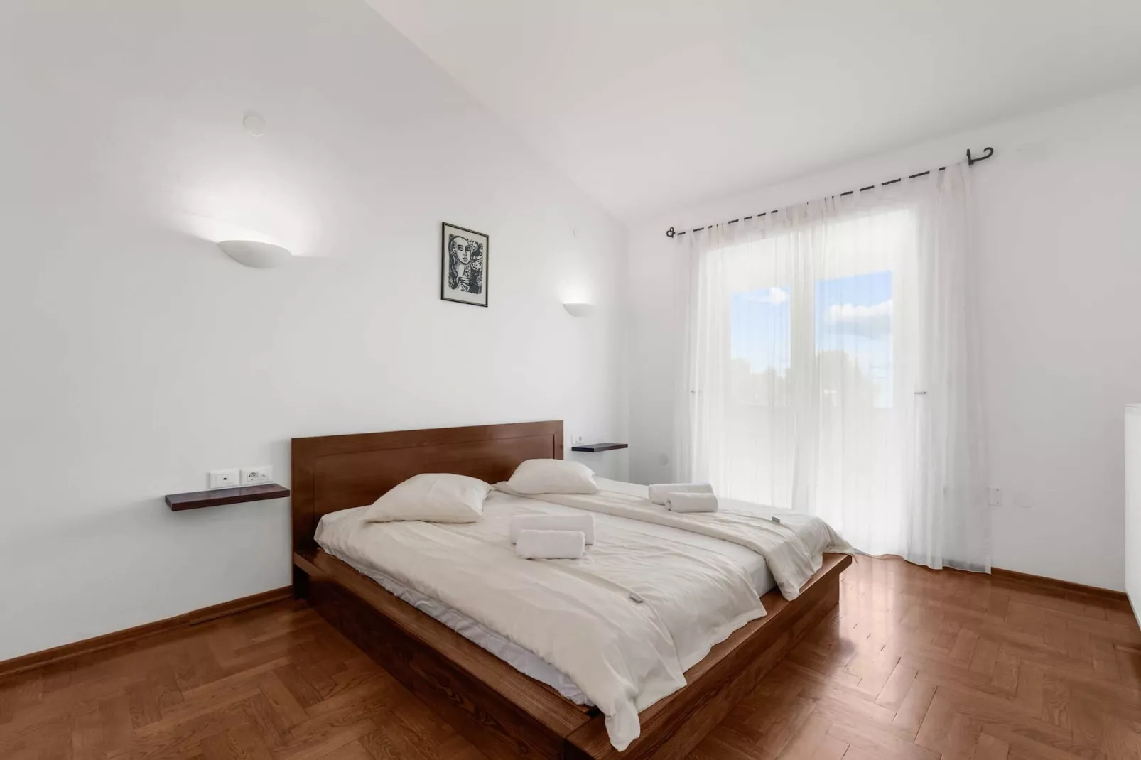 Villa Beauty with Private Pool-Slaapkamer