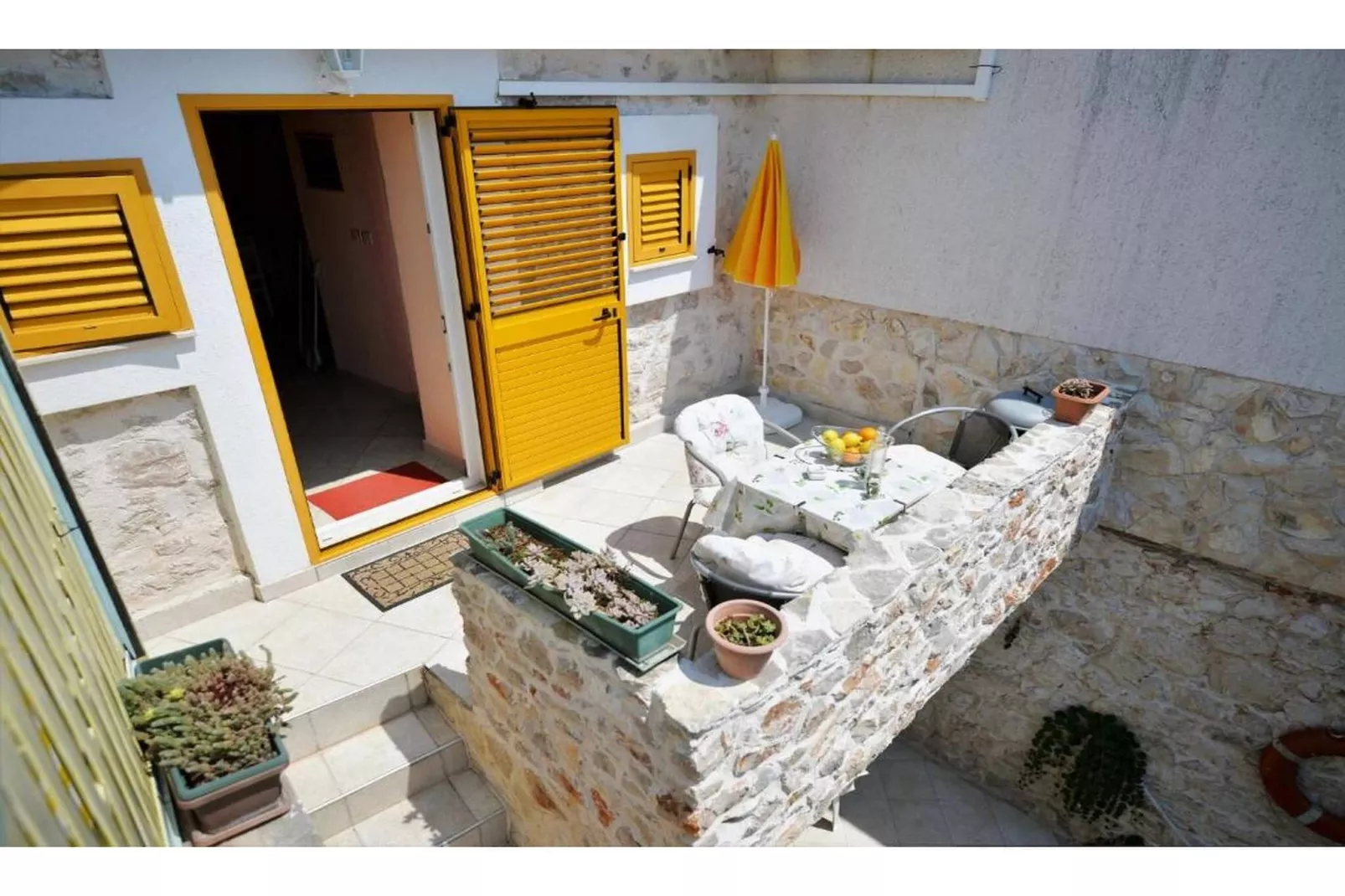 Apartments Sunce - Yellow A1-Terrasbalkon