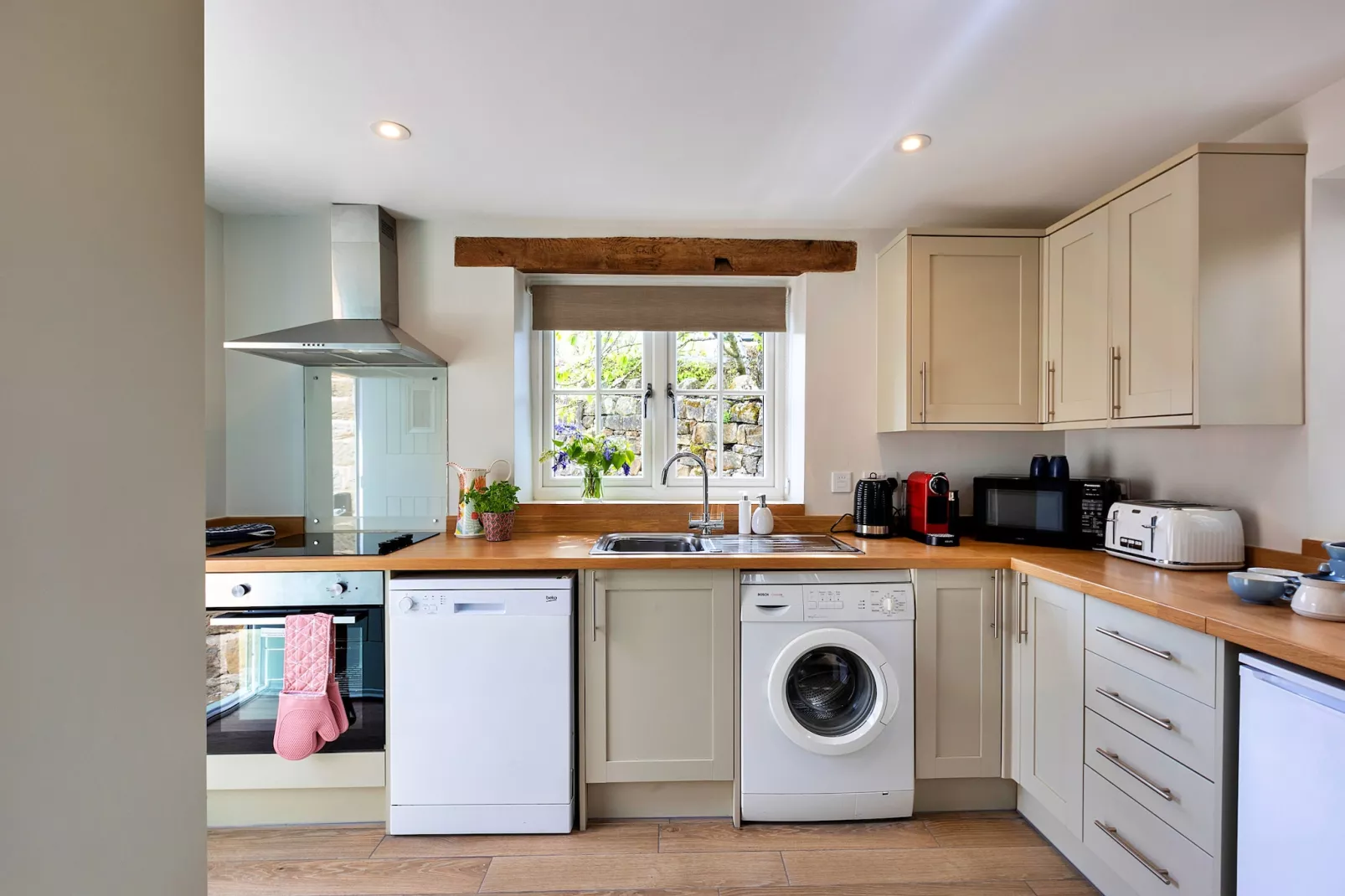 Cherry Cottage Nr Grantley Hall-Keuken