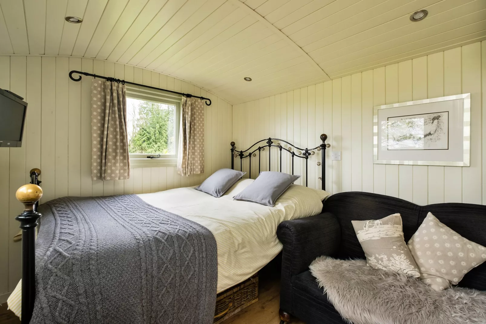 Hay and Hedgerow Glamping-Slaapkamer