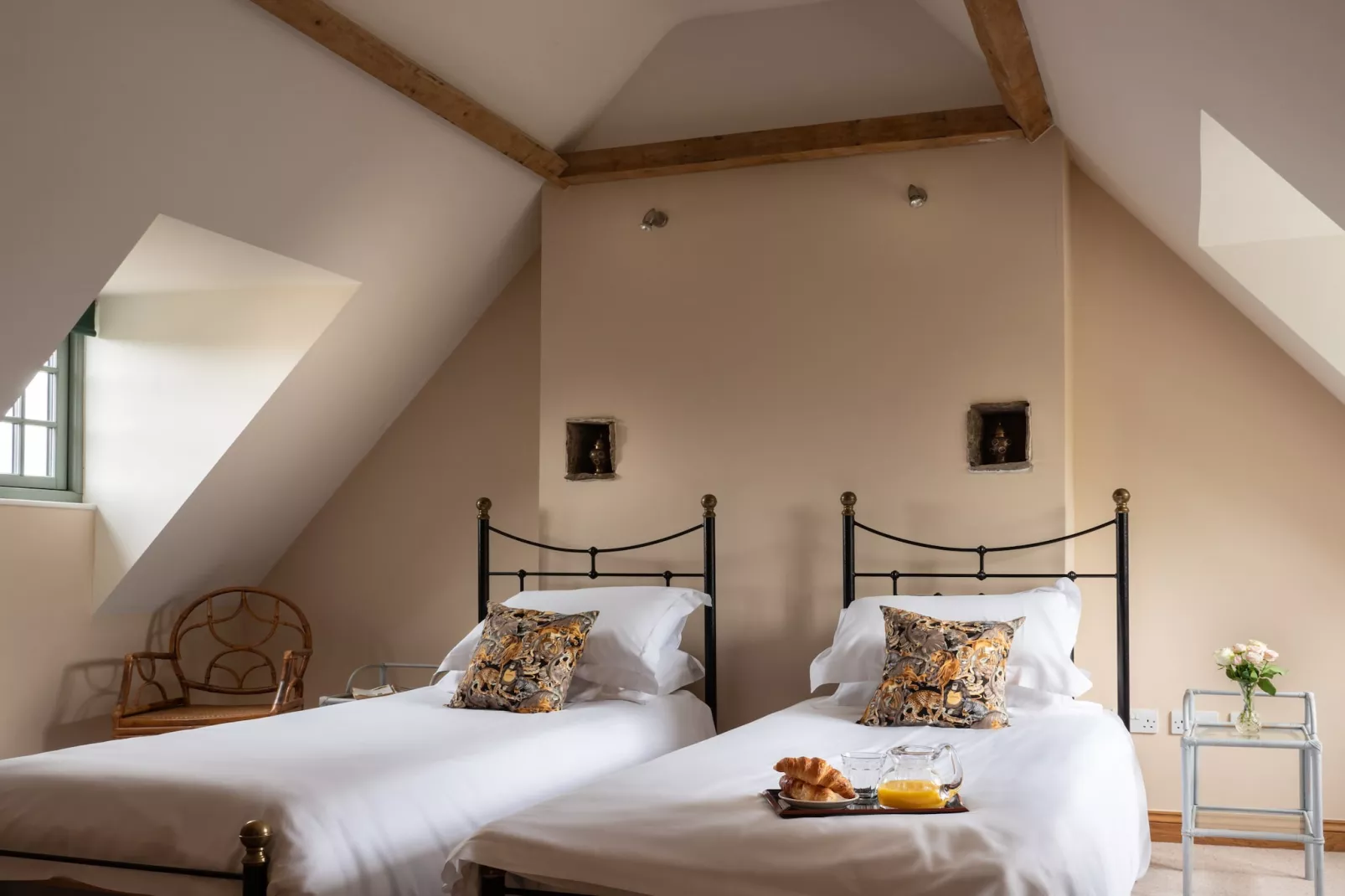 Ryeworth Cottage-Slaapkamer