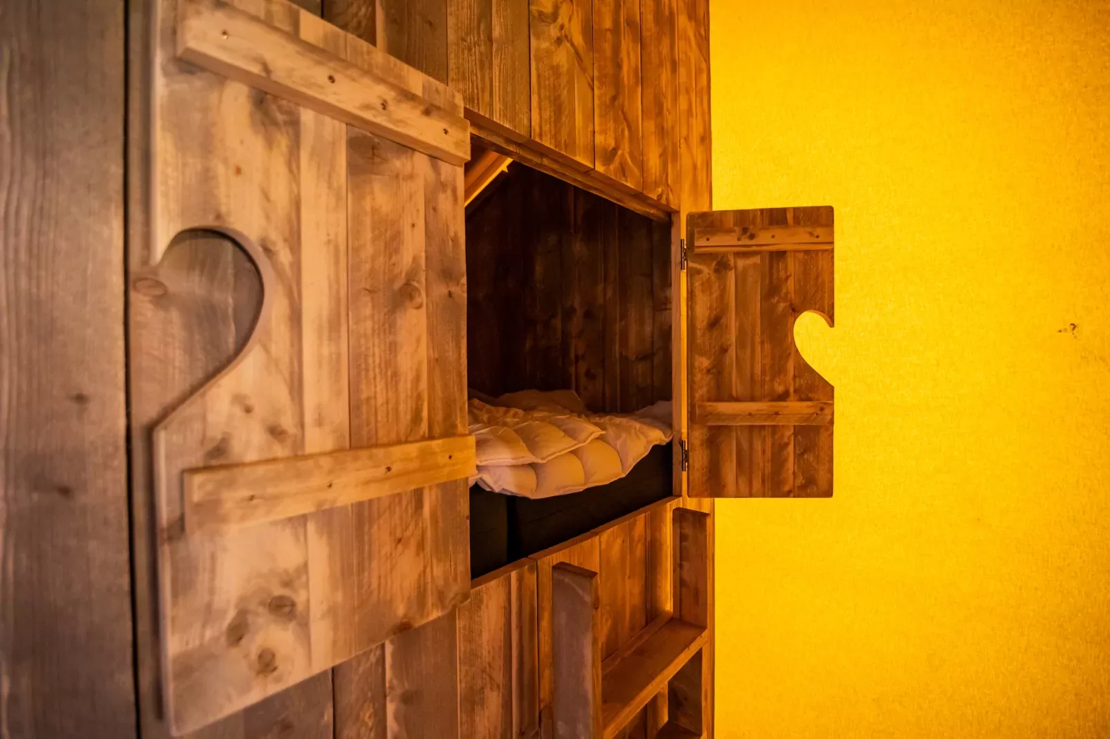 6 persoons Luxe Safaritent-Slaapkamer