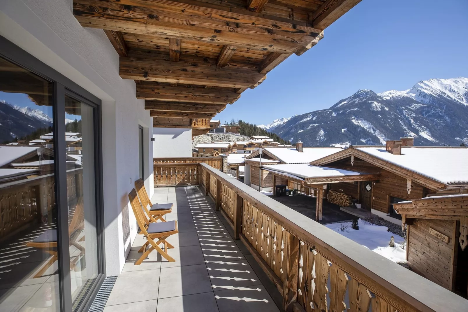Nationalpark Chalet Stein am Ferner-Terrasbalkon