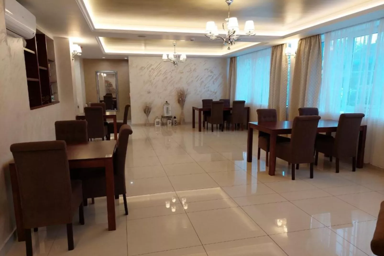 Hotel Orion - Triple Room with Terrace-Faciliteiten