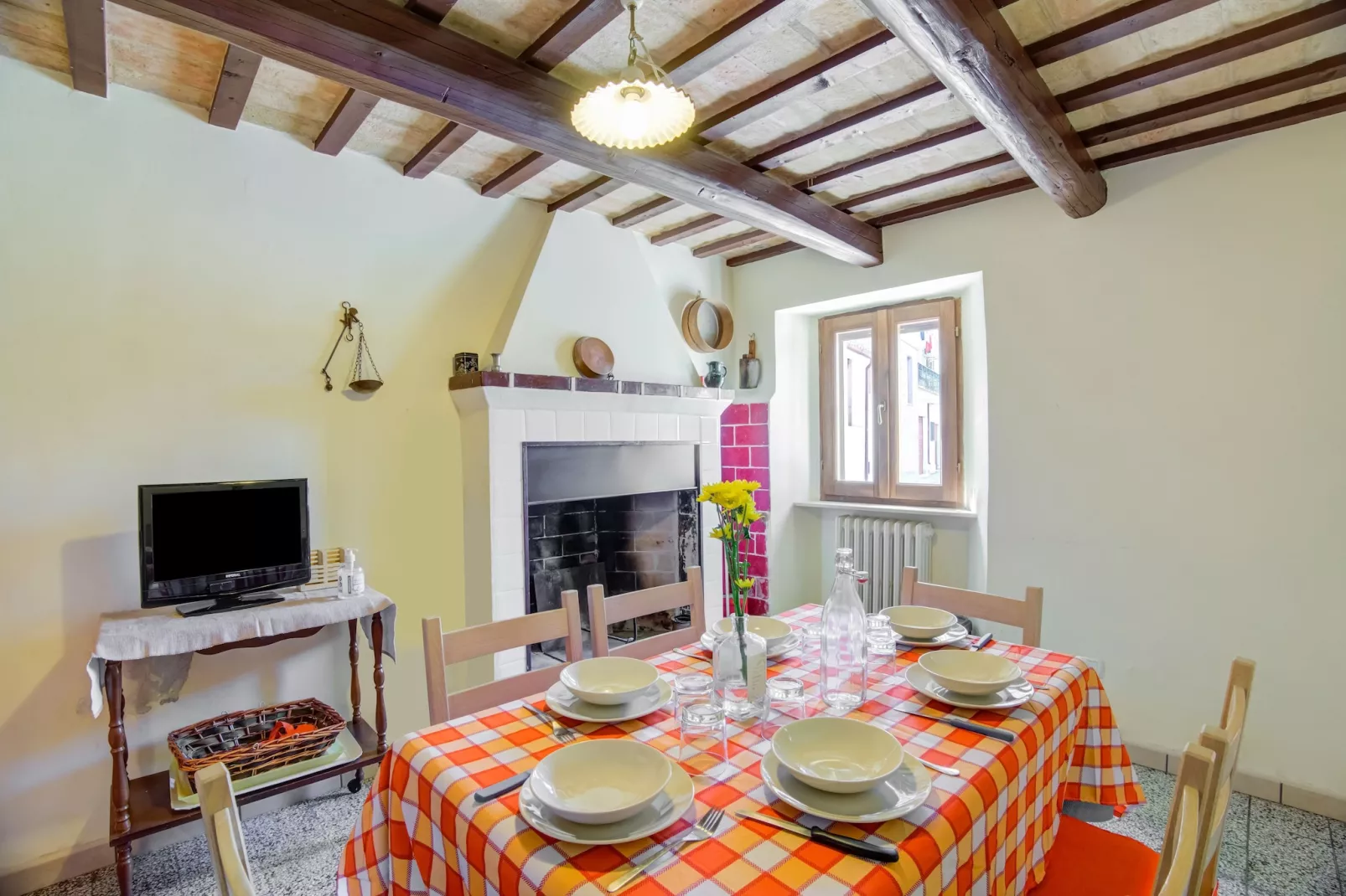 Casa Del Nonno-Eetkamer