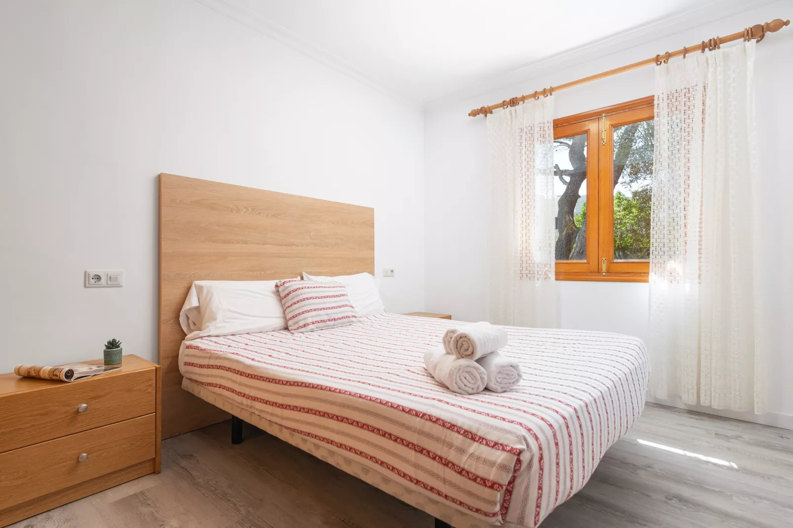 Villa Canta-Image-tags.