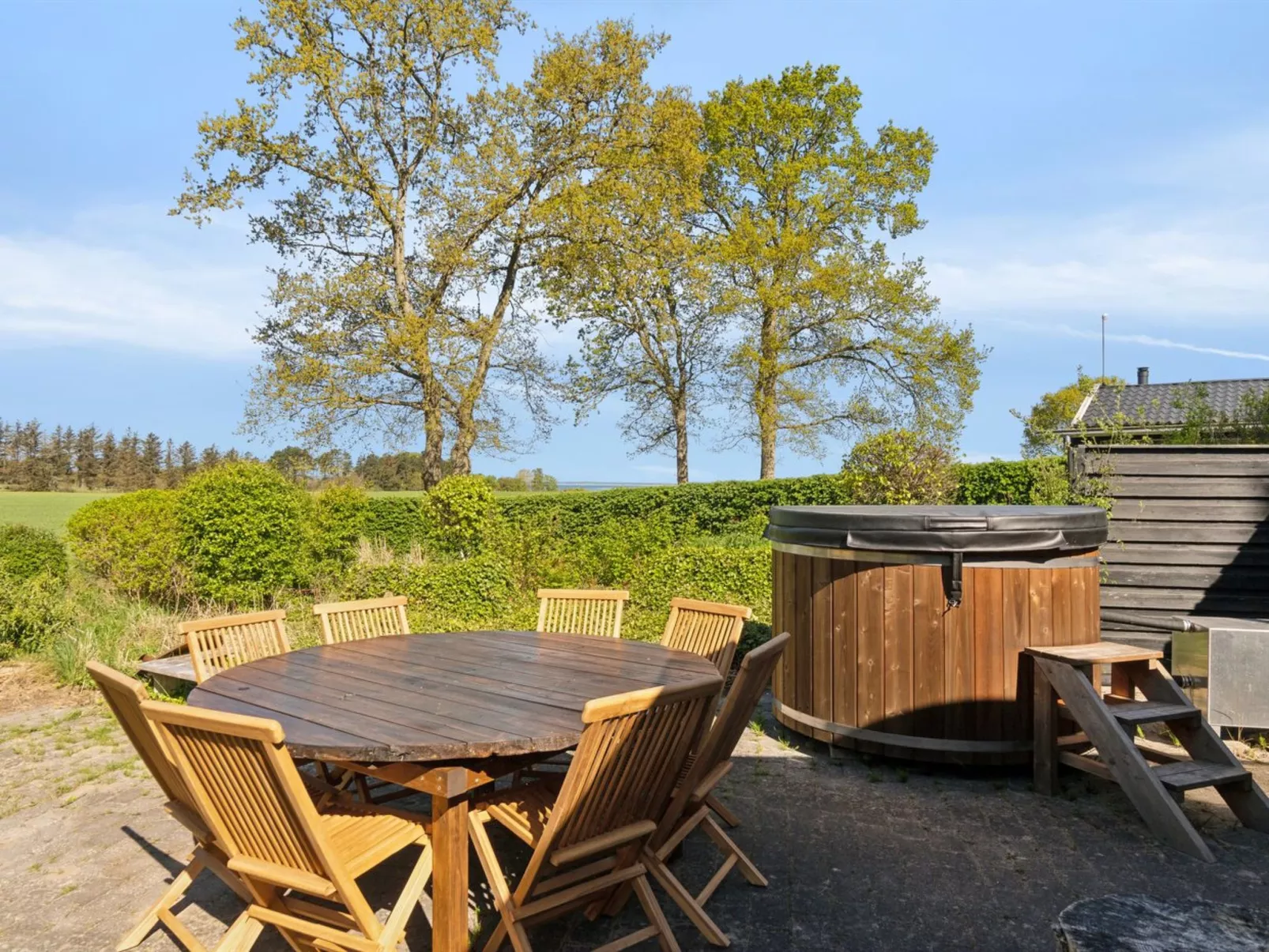 "Todor" - 400m from the sea-Buiten