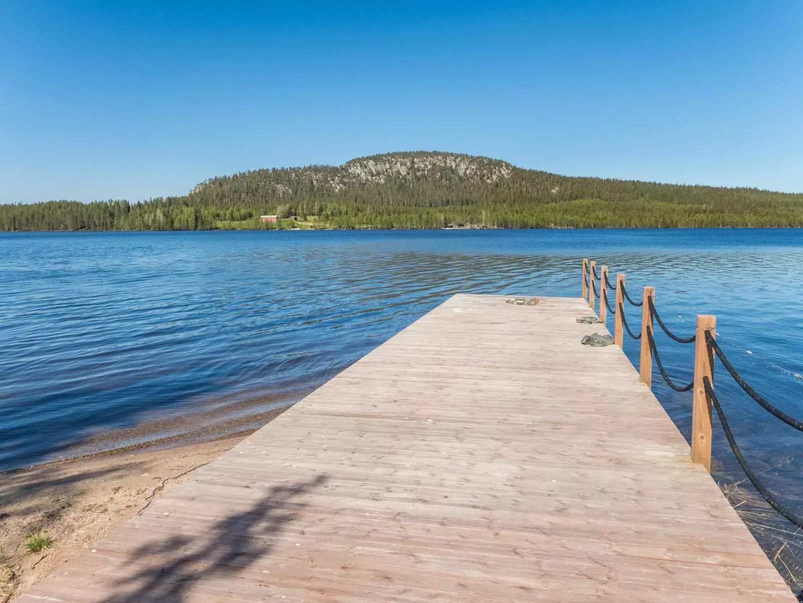 Holy lake rantasauna-Buiten