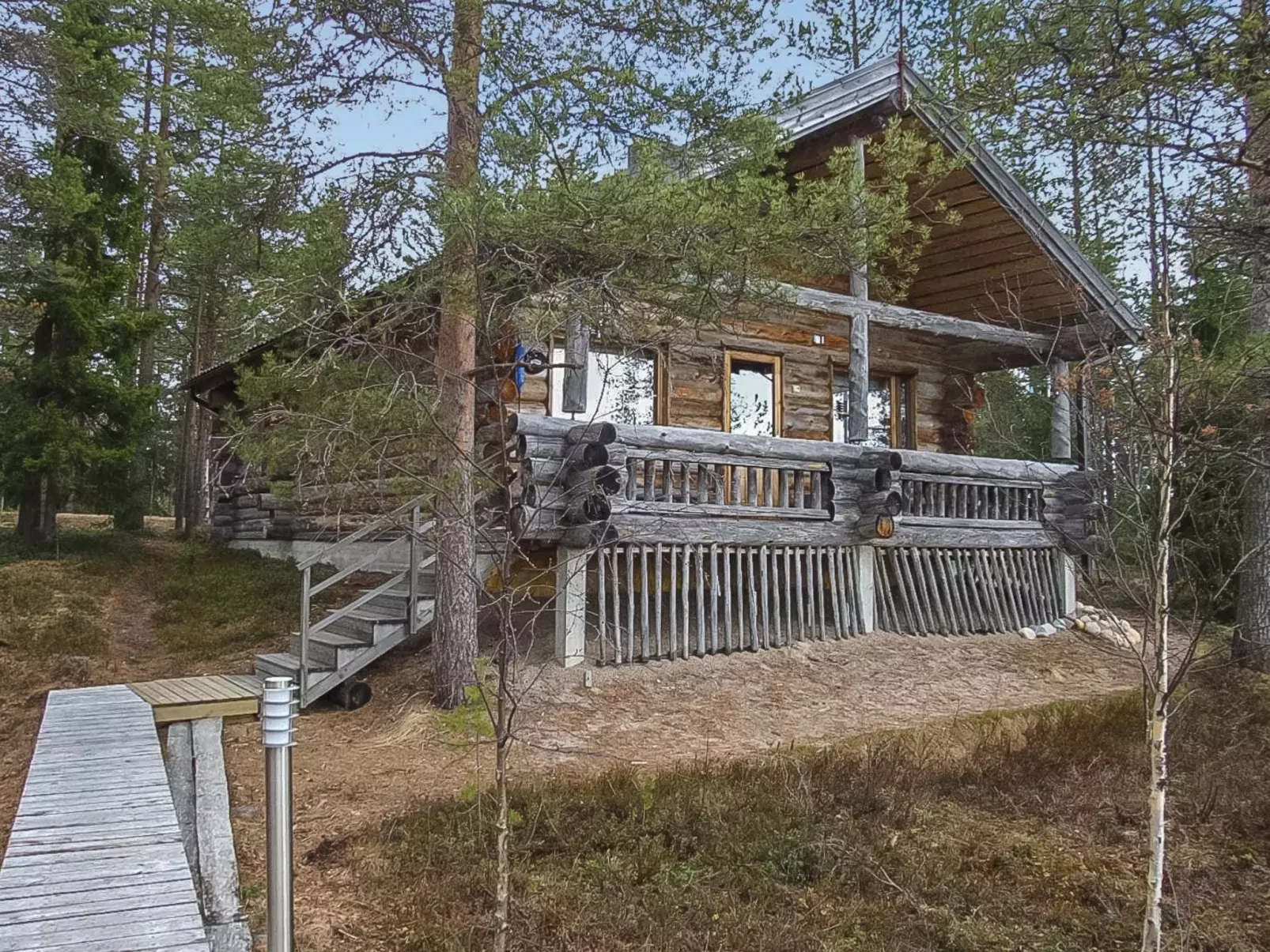 Honkapirtti, vuotunki-Buiten