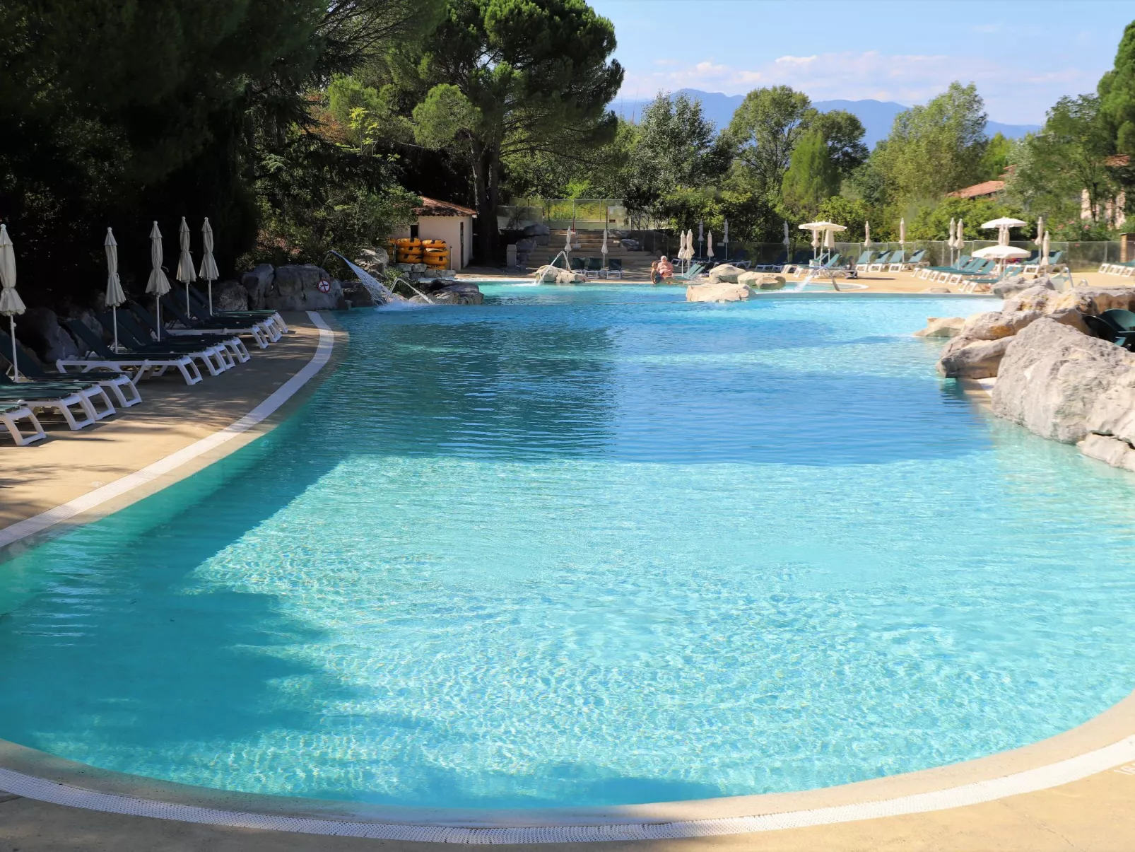 Le Vallon-Buiten