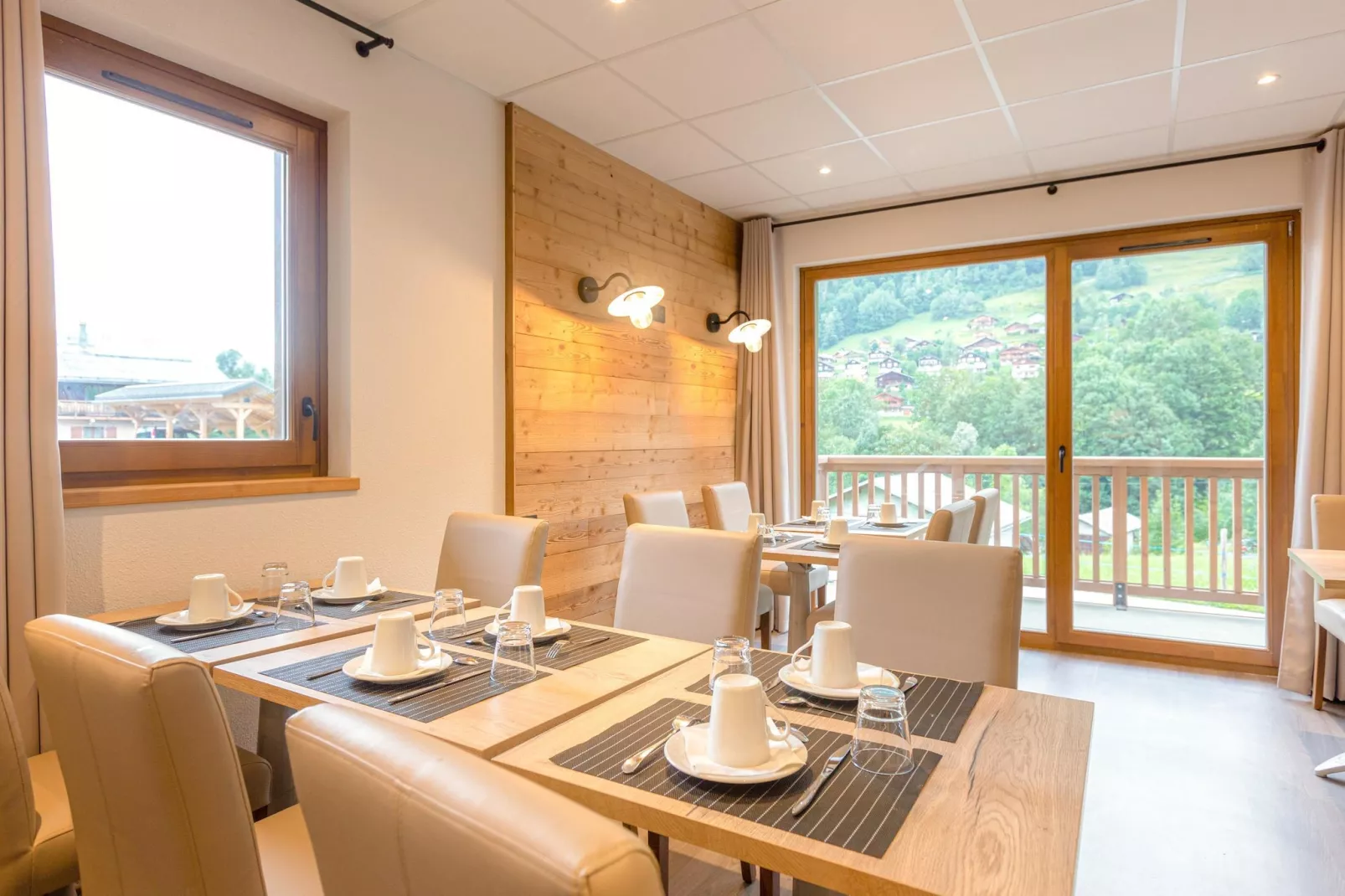 ARECHES BEAUFORT_S8V-Eetkamer