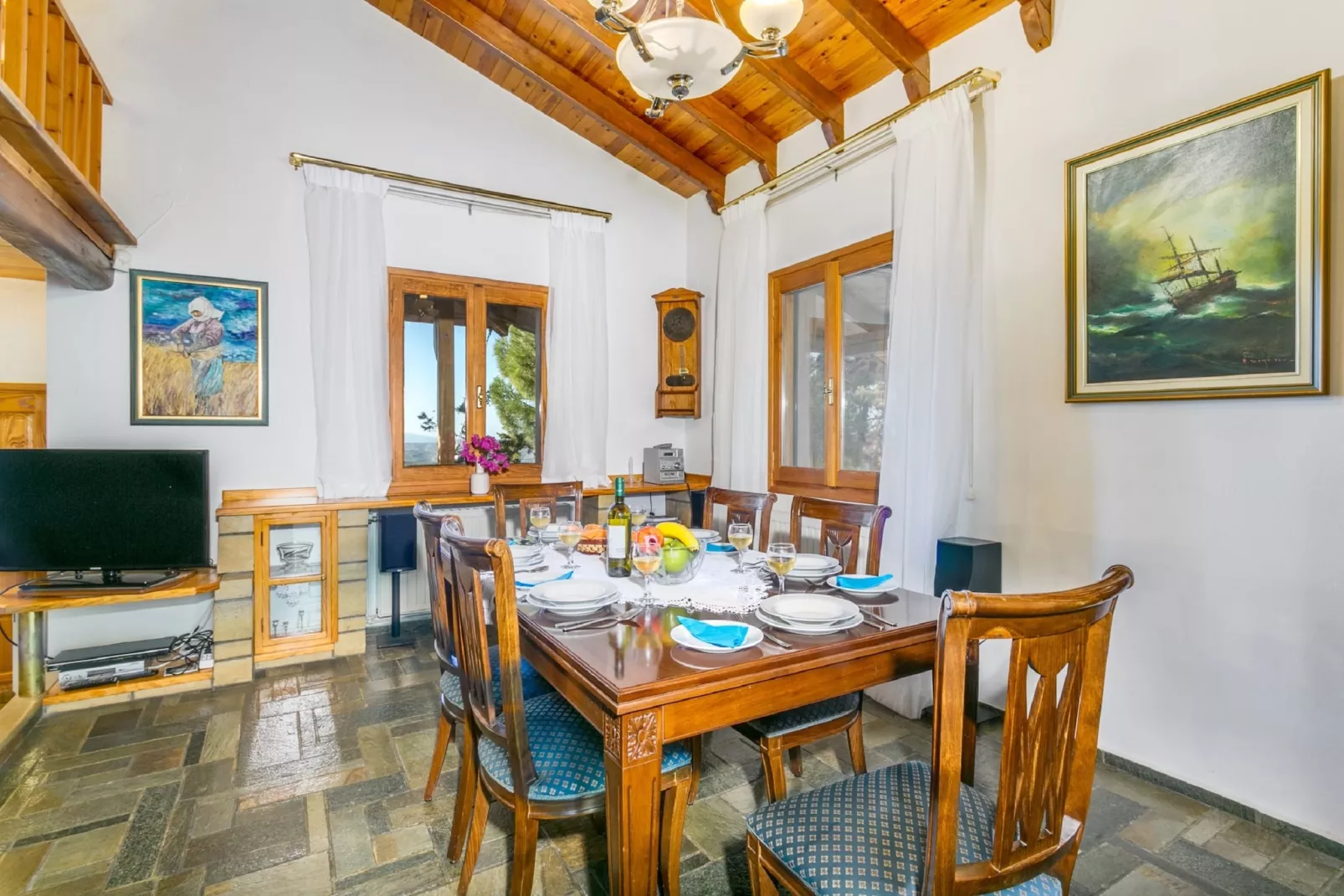 Villa Agapi-Eetkamer