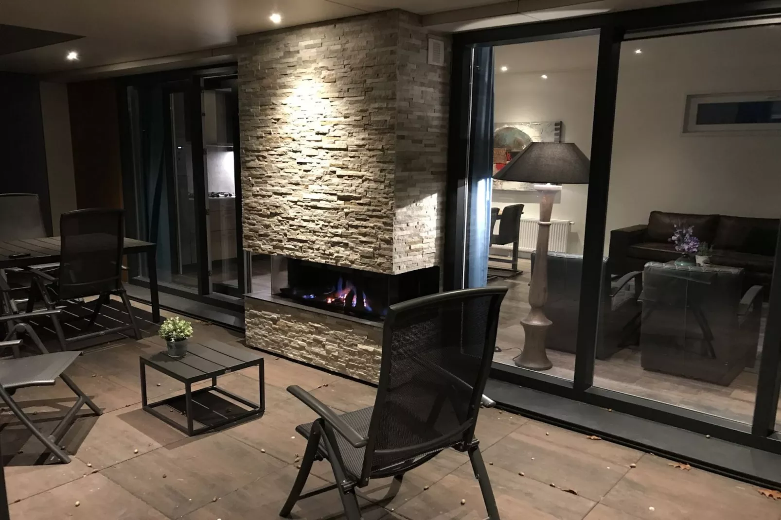 Holiday Villa | 2 - 6 people-Terrasbalkon
