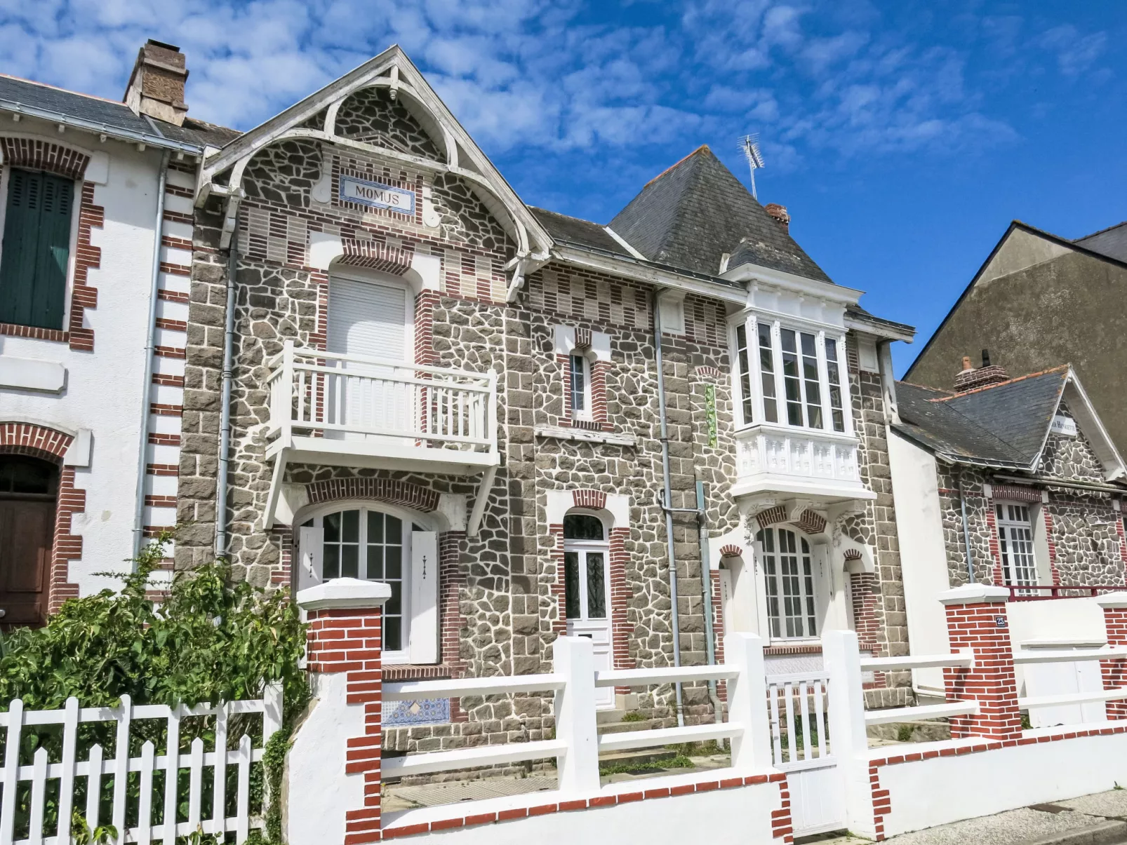 Charme du Pouliguen-Buiten