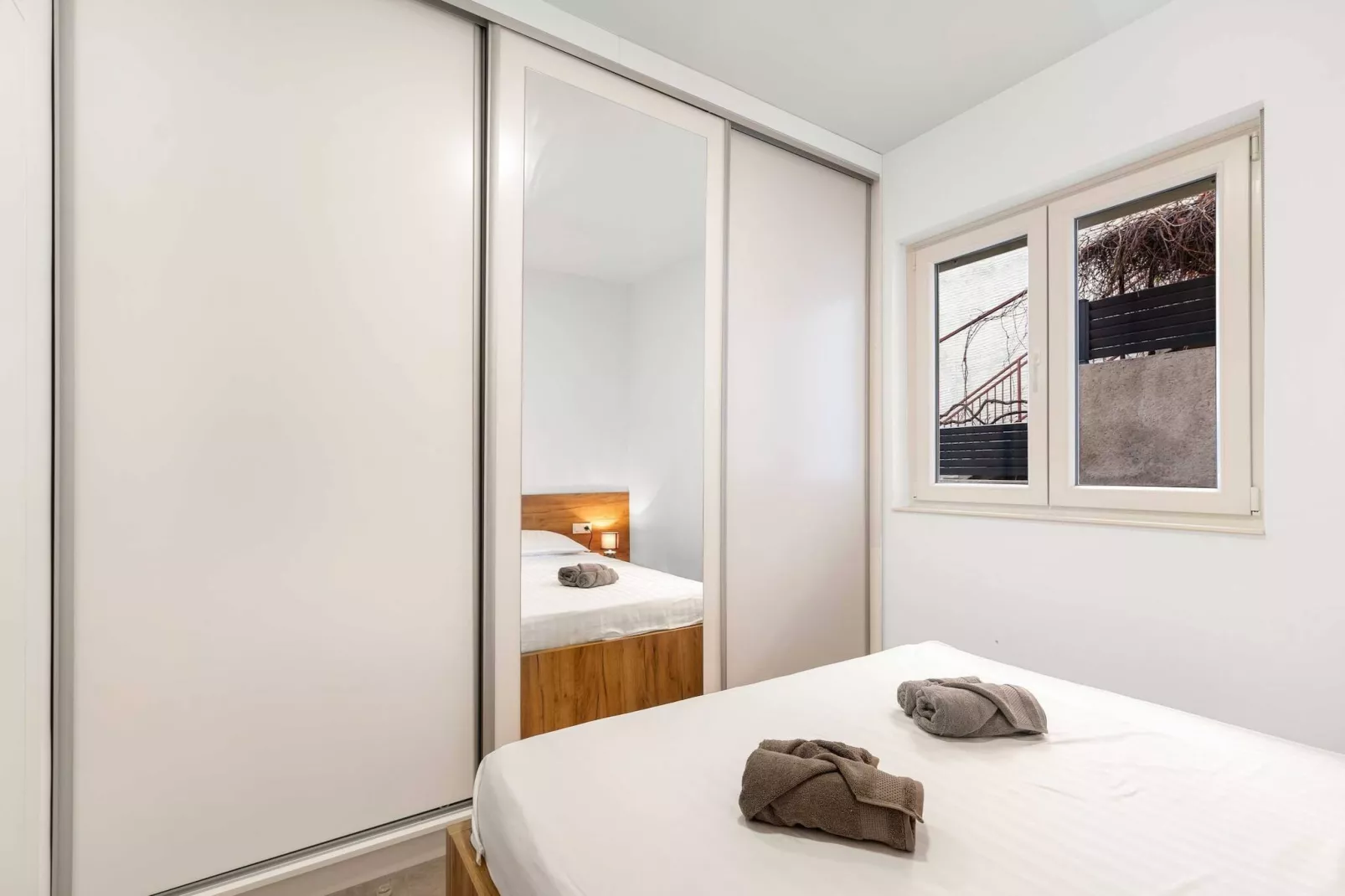 Apartments Velic - Two bedroom apartment A-Slaapkamer