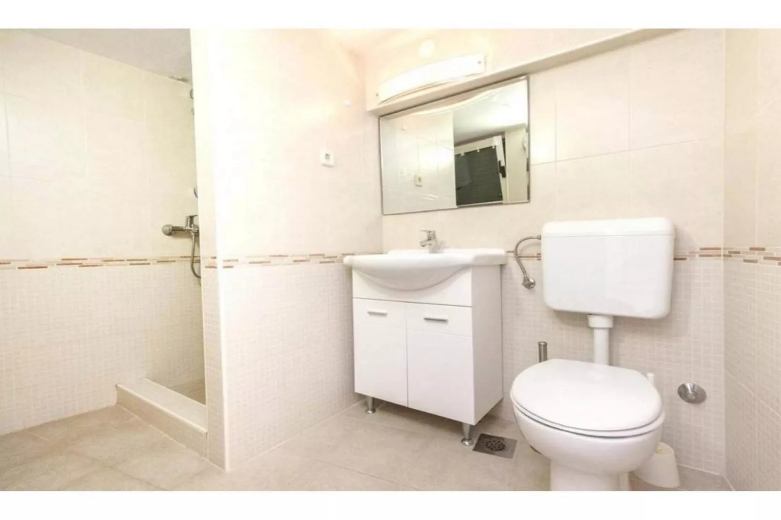 Apartment Primosten Center-Badkamer