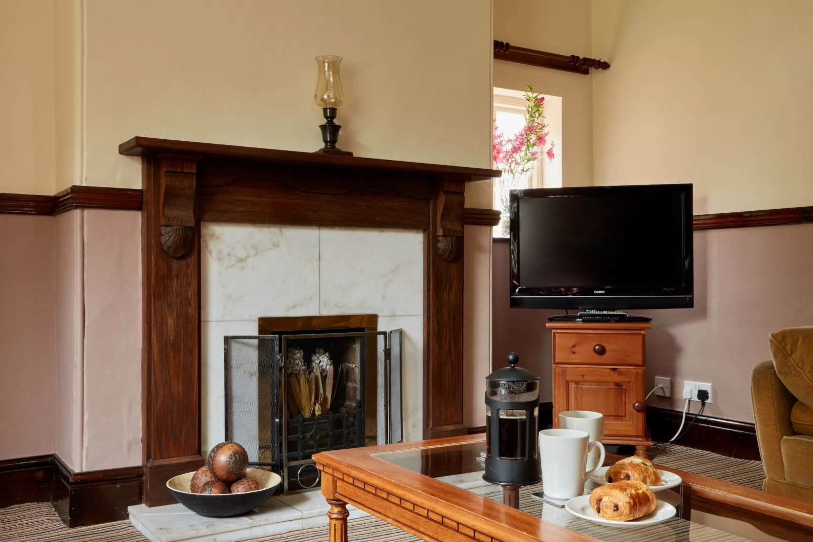 The Farmhouse-Woonkamer