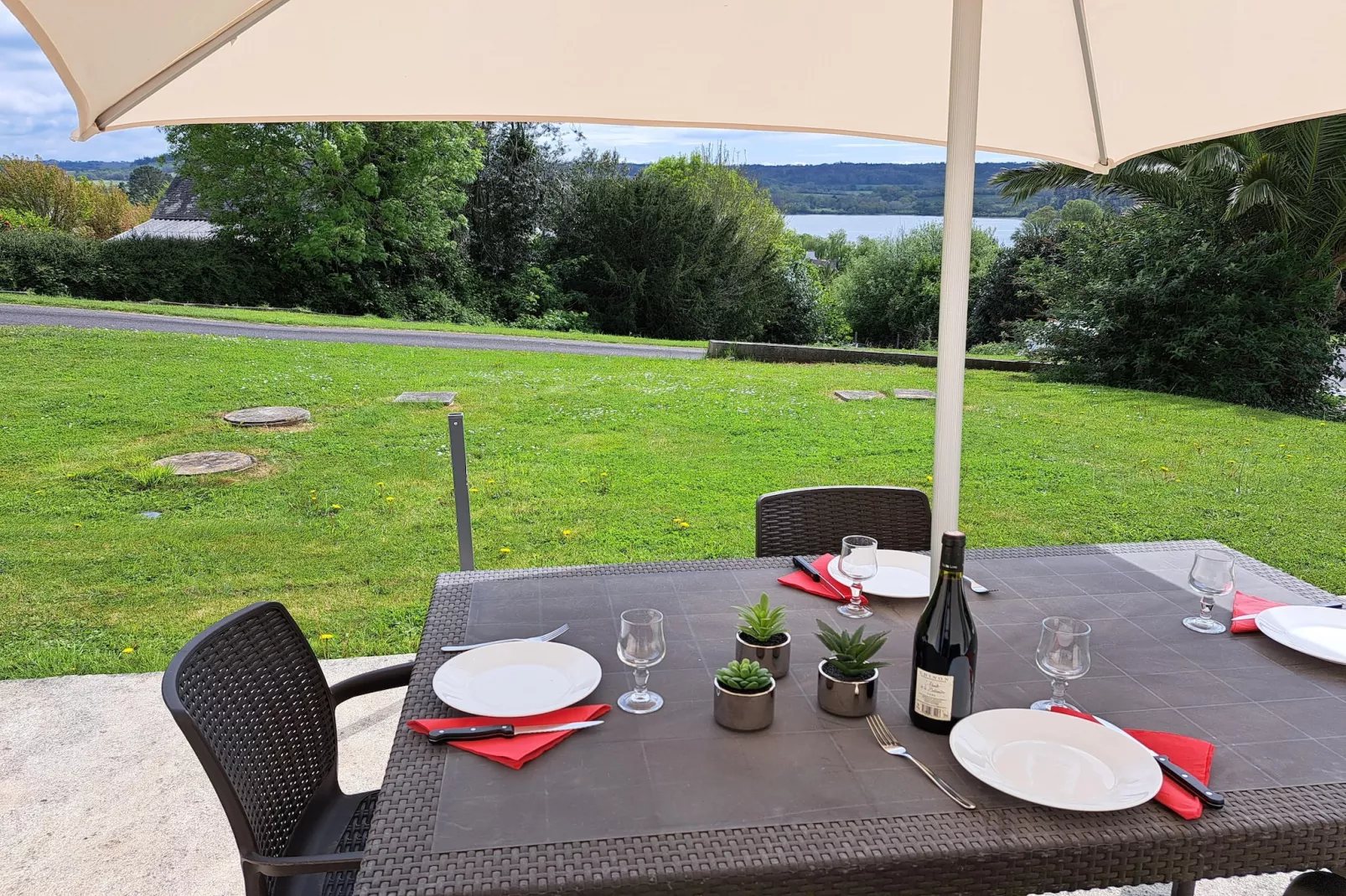 Maison de vacances Hanvec-Terrasbalkon